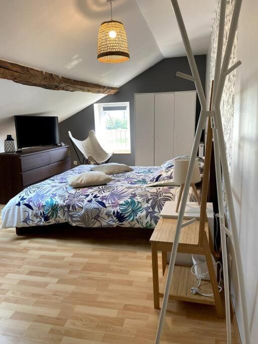 Maison Avec Jardin De 700M2 Charleville-Mezieres Bagian luar foto